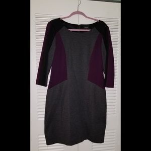 Form fitting grey & purple dress with sleeves